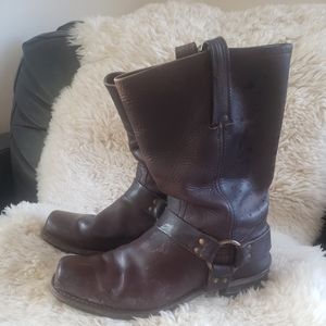 Mens FRYE Biker Boots, size 12  thick brown leather, square toe buckle wrap